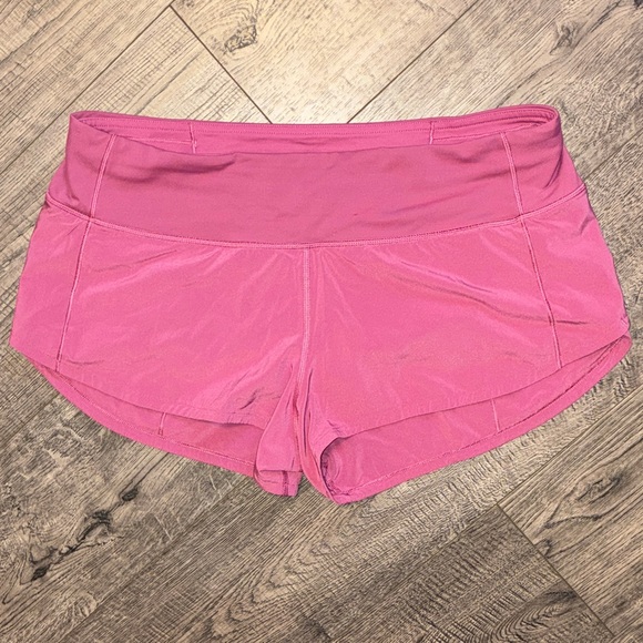 Lululemon shorts - Picture 6 of 10